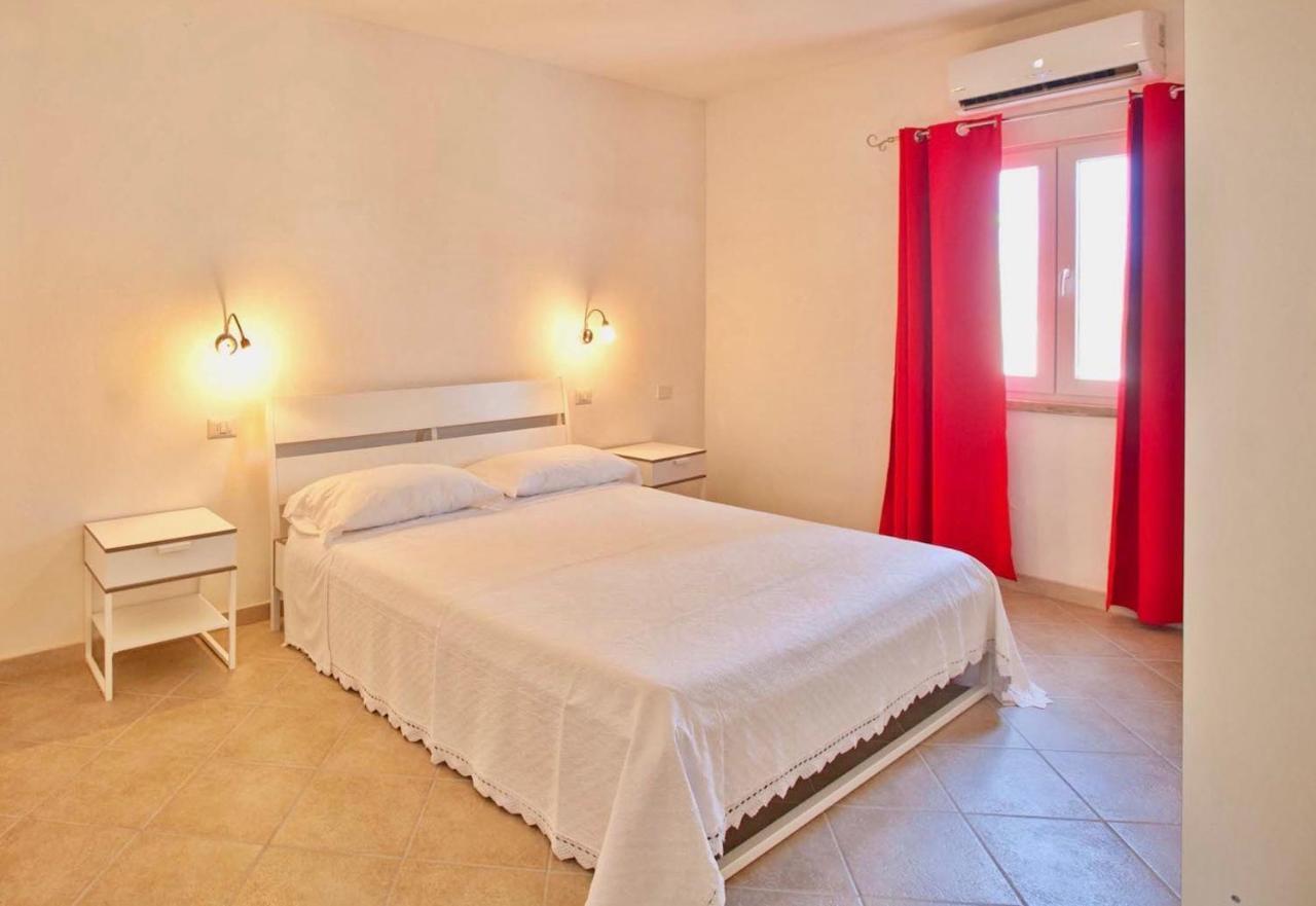 Apartments In Residence With Swimming Pool In Porto Rotondo Exterior foto