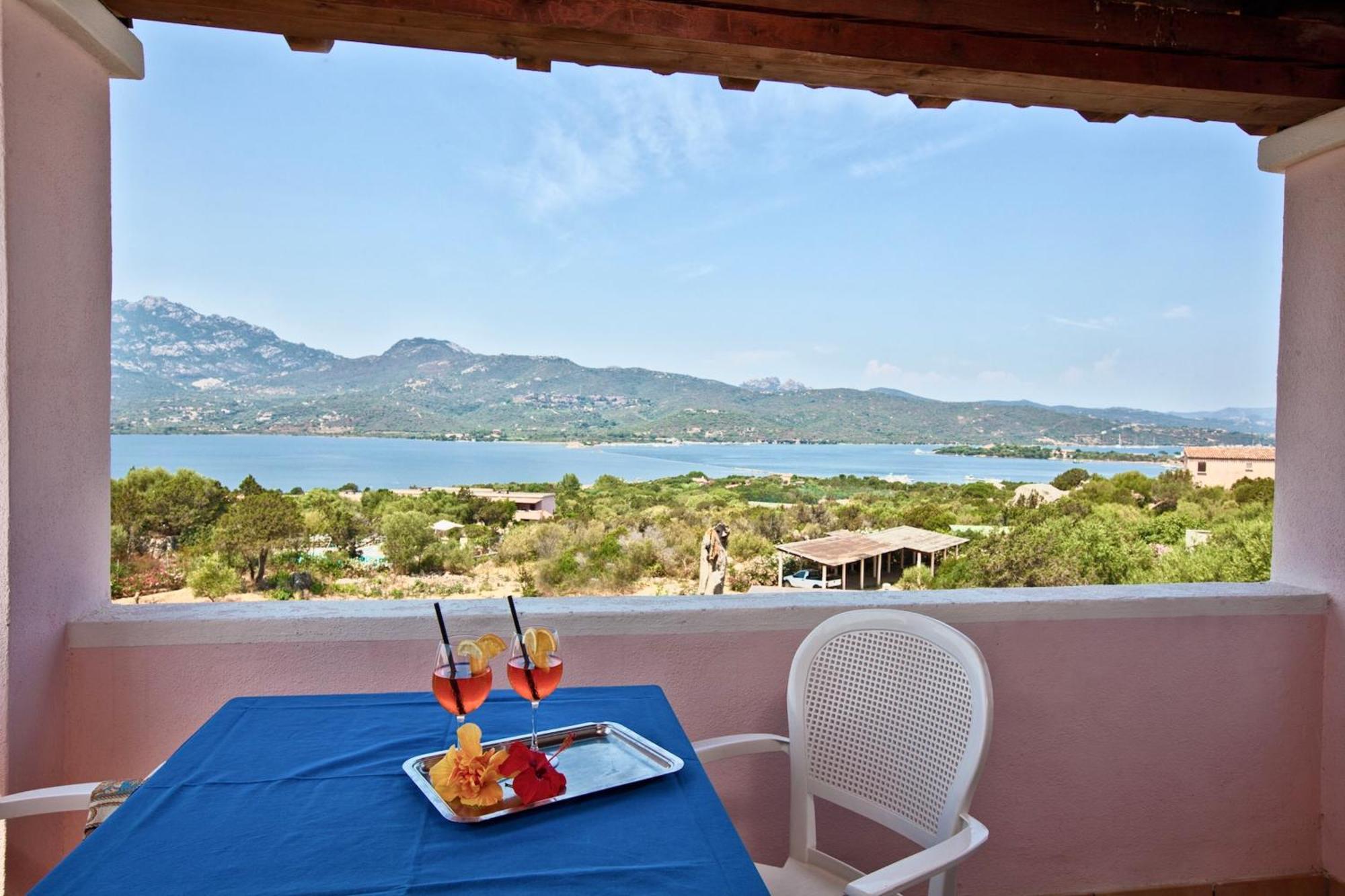 Apartments In Residence With Swimming Pool In Porto Rotondo Exterior foto